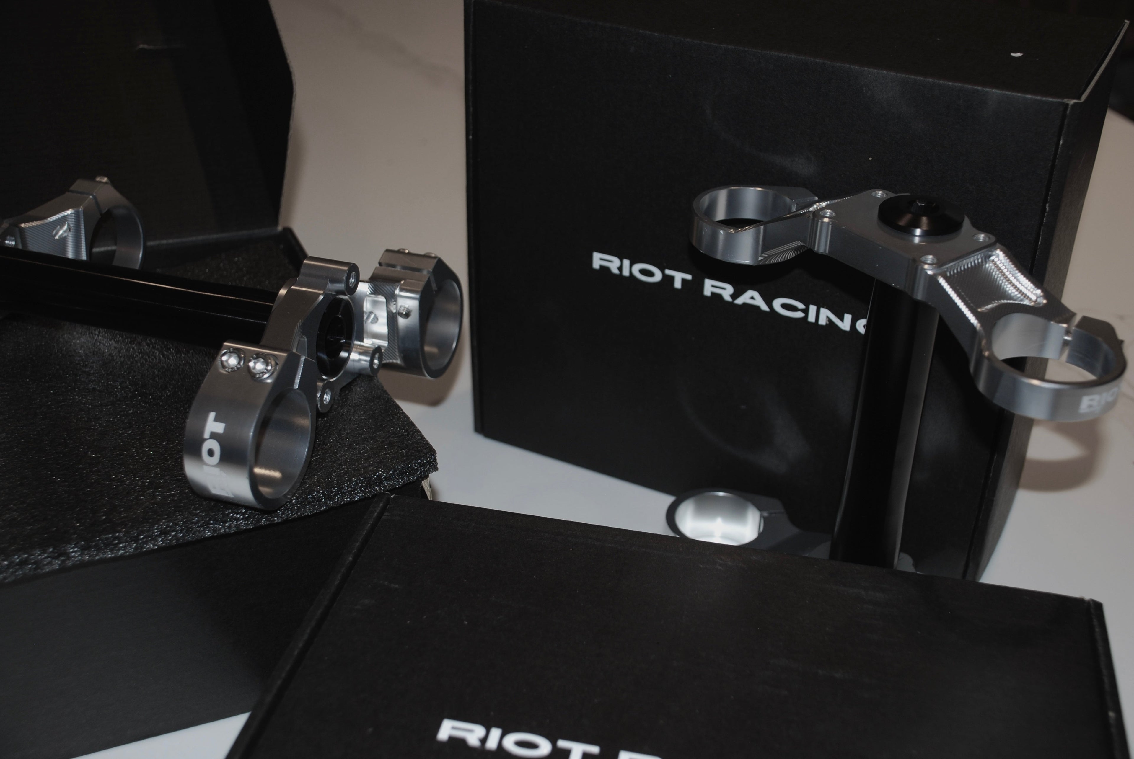 Riot Drop Crown (STOCK SURRON LBX FORKS)