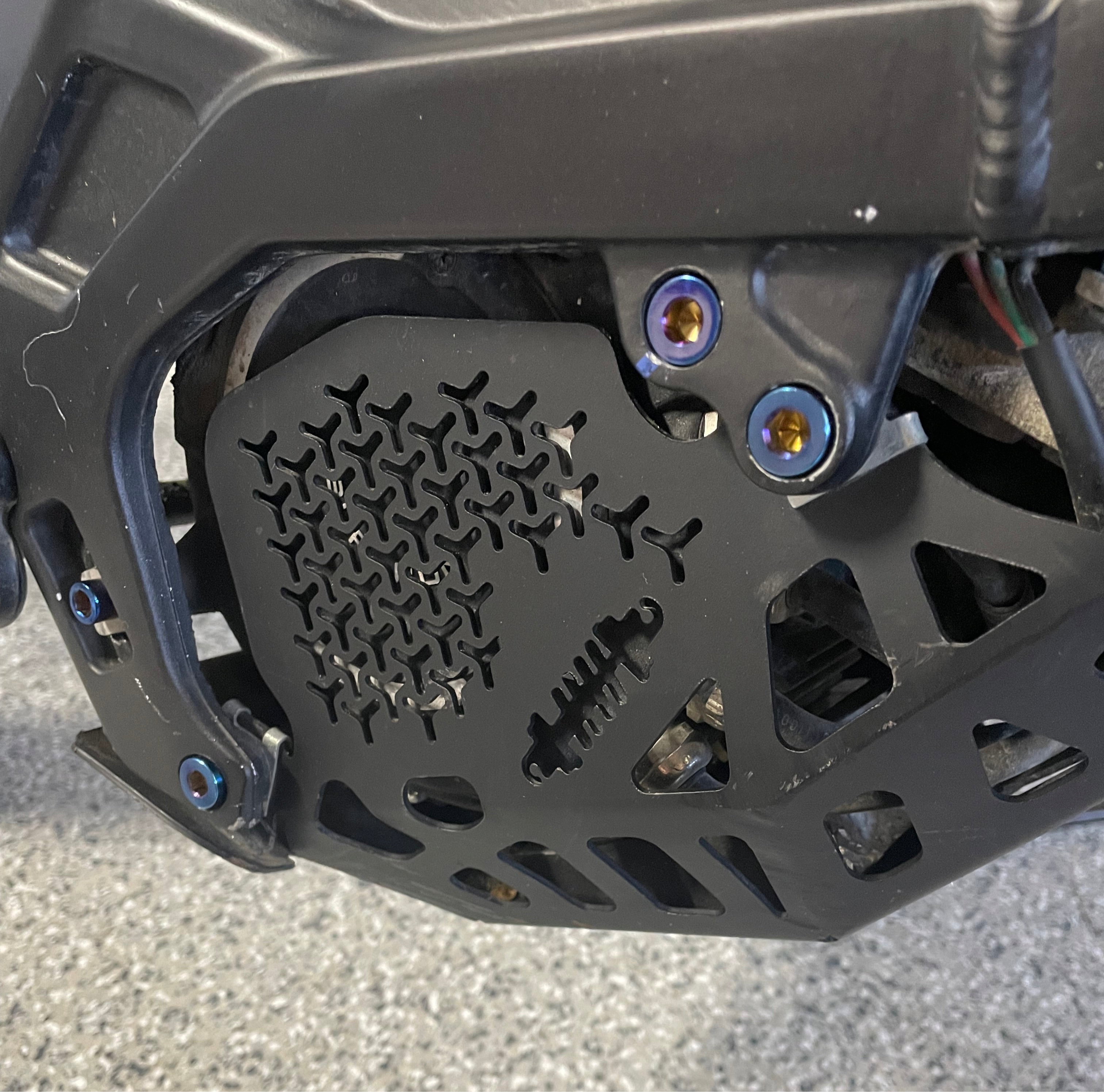 Right side motor bolts titanium(2pc)